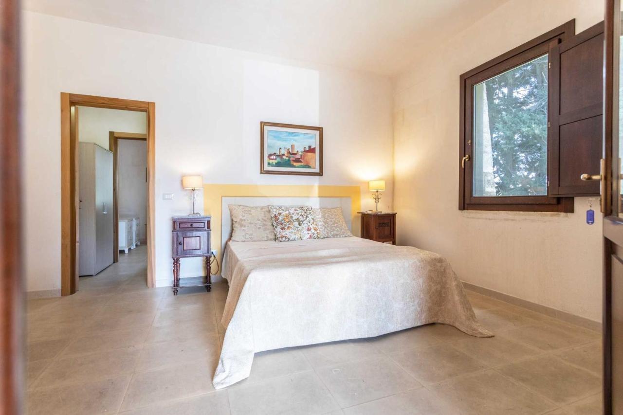 Agriturismo De Lorenzi Villa Casarano Exterior photo